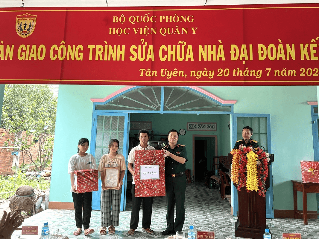Niềm vui nhà mới ở nơi từng là tâm dịch Covid-19 tỉnh Bình Dương