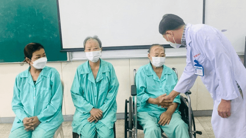 Đã có kết luận về các bệnh nhân bị hoại tử xương hàm mặt sau nhiễm Covid-19