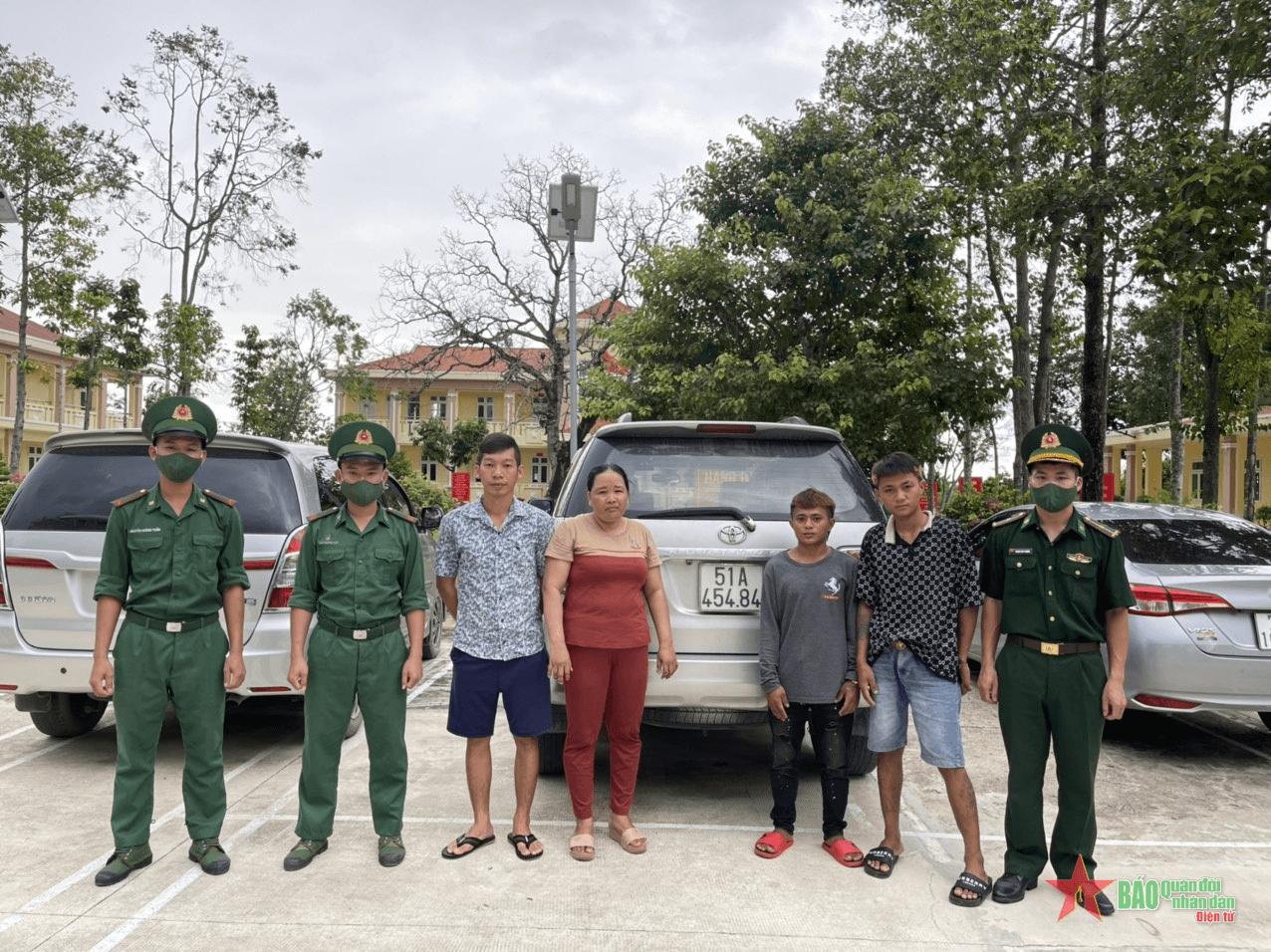 “Việc nhẹ lương cao” chỉ là bẫy lừa