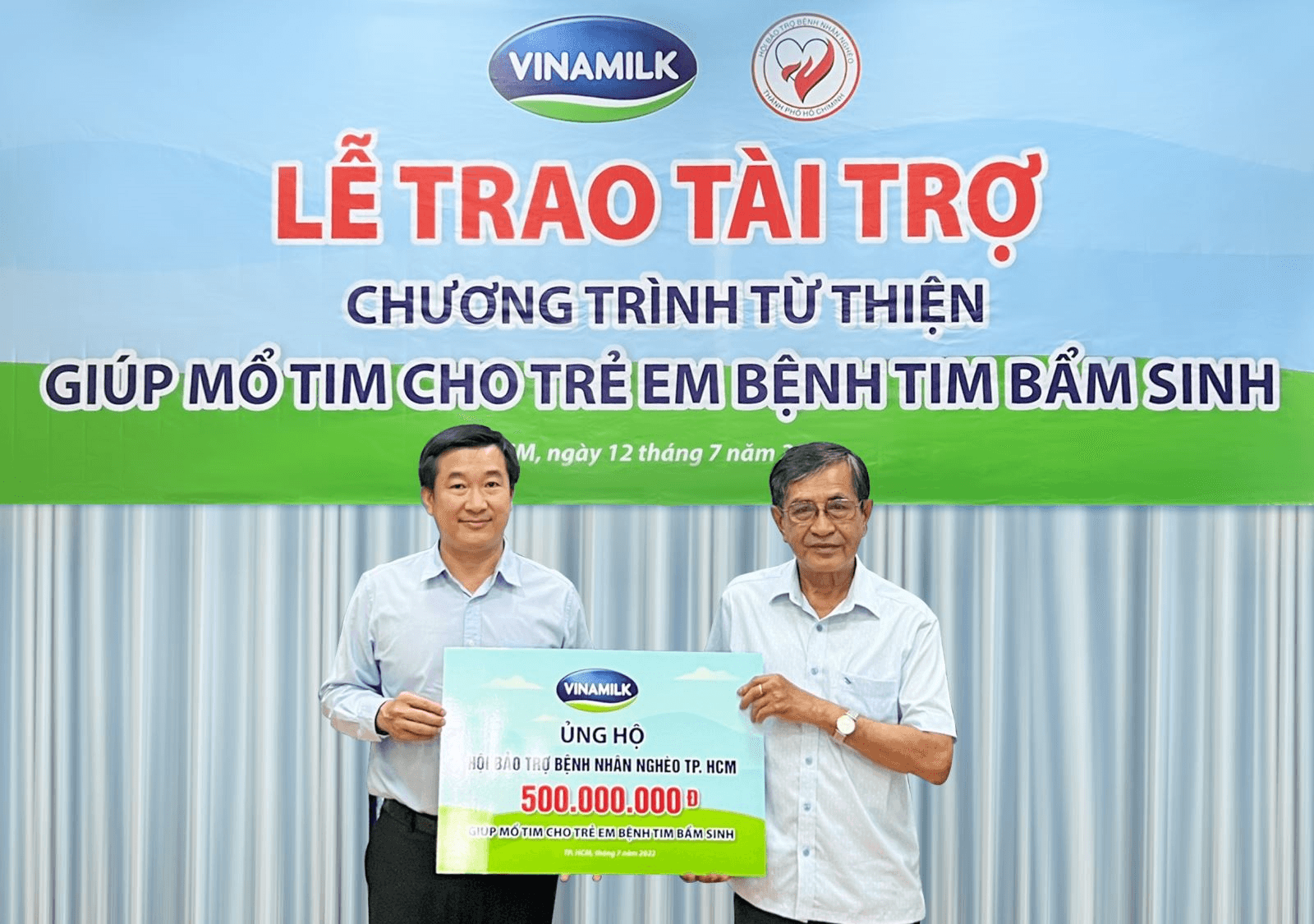Vinamilk tiếp tục ủng hộ 500 triệu đồng cho các bệnh nhi nghèo mổ tim năm 2022