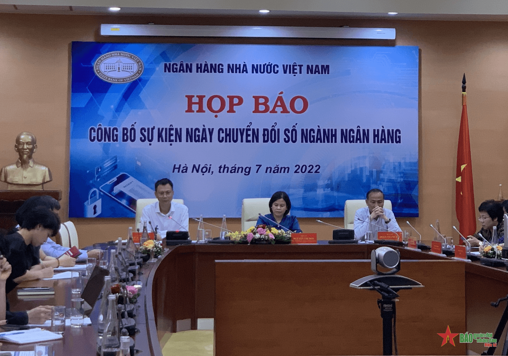 Công bố sự kiện "Ngày chuyển đổi số" ngành ngân hàng