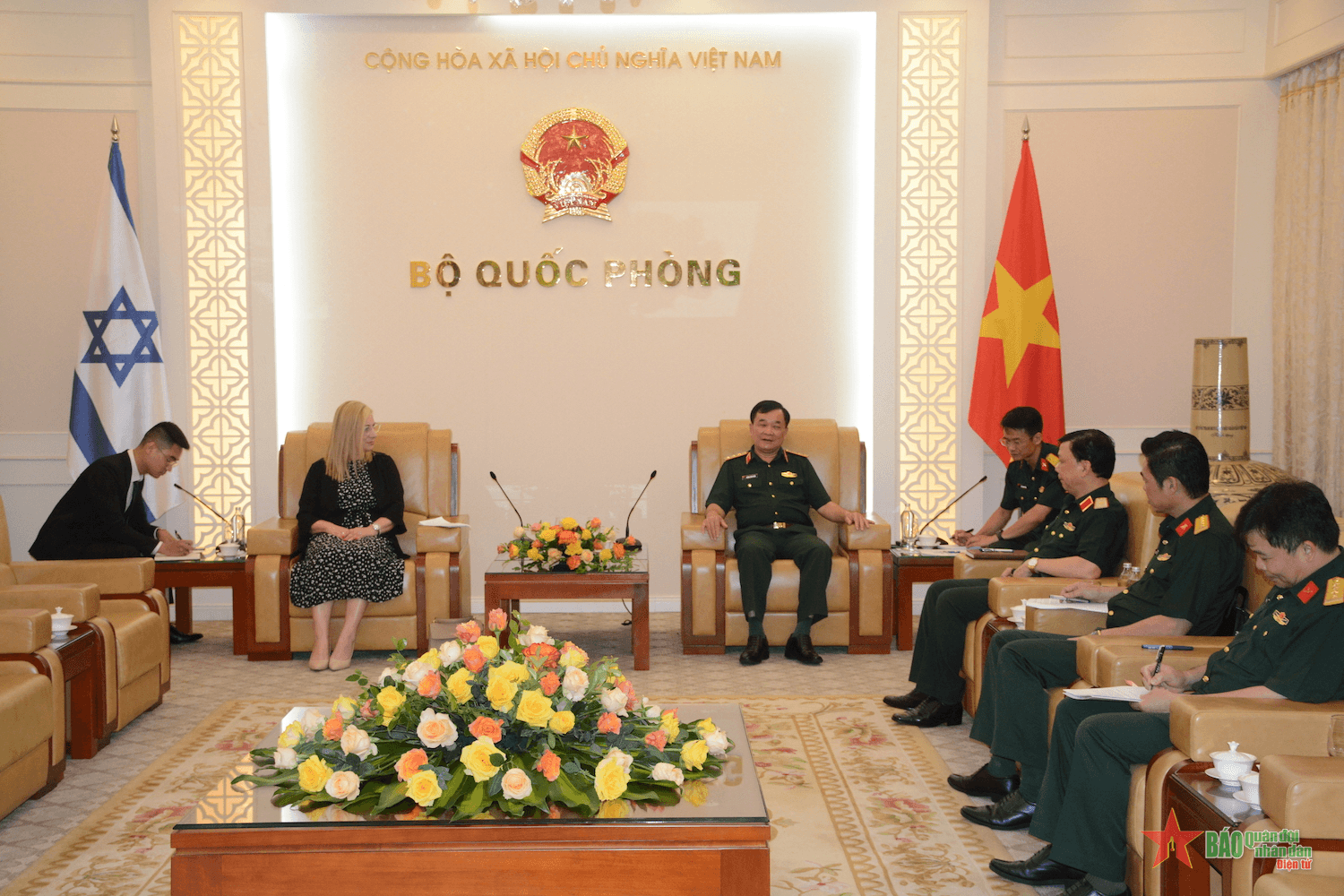 Thượng tướng Hoàng Xuân Chiến tiếp Tùy viên Quốc phòng Israel