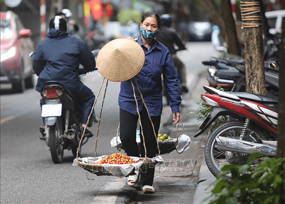 Nhớ gánh hàng rong của mẹ