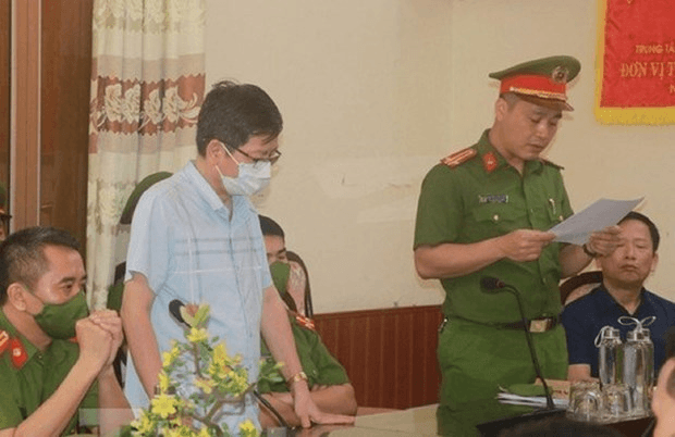 Khởi tố 3 bị can tham ô tài sản