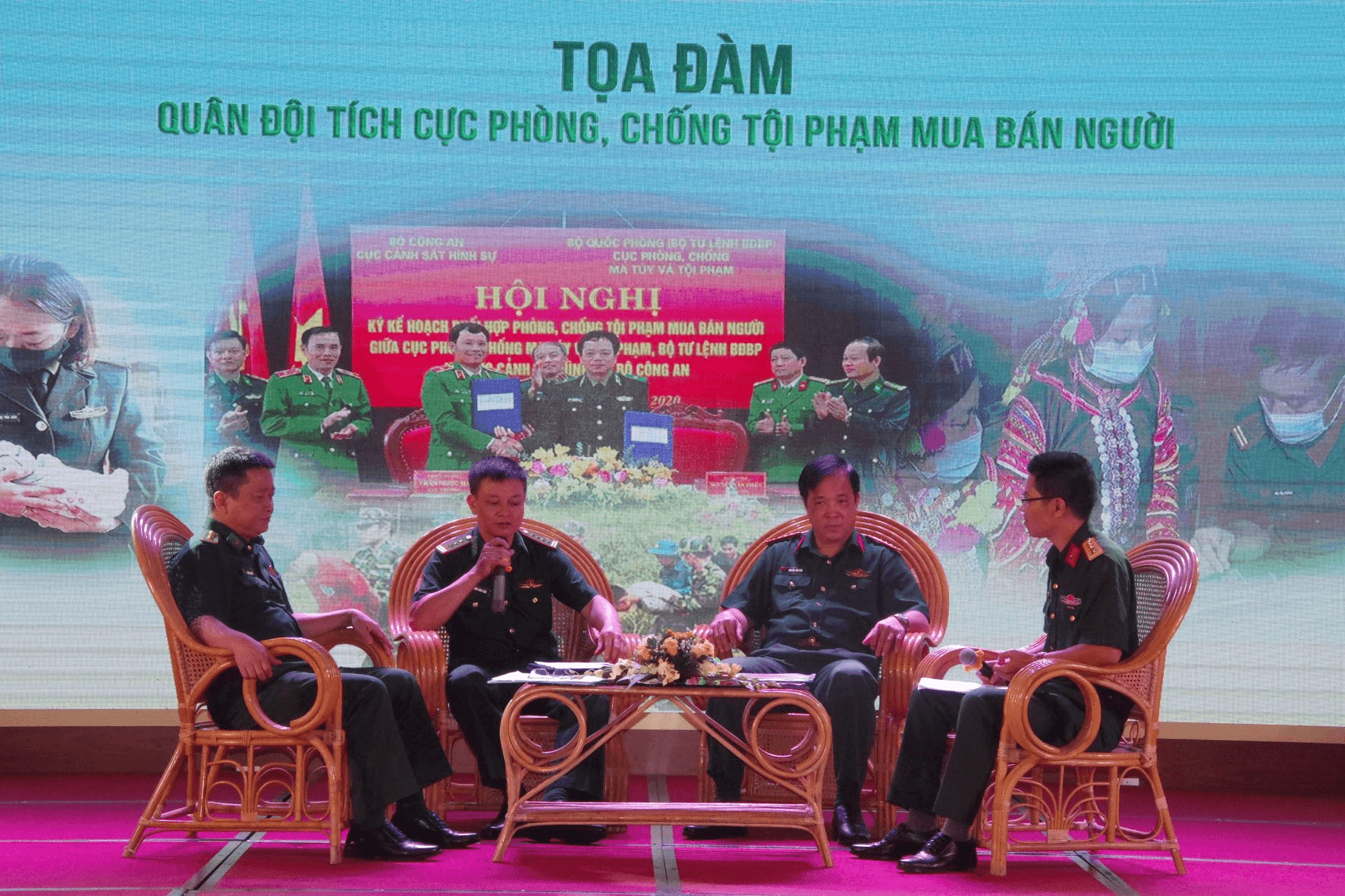 Tọa đàm “Quân đội tích cực phòng, chống tội phạm mua bán người”