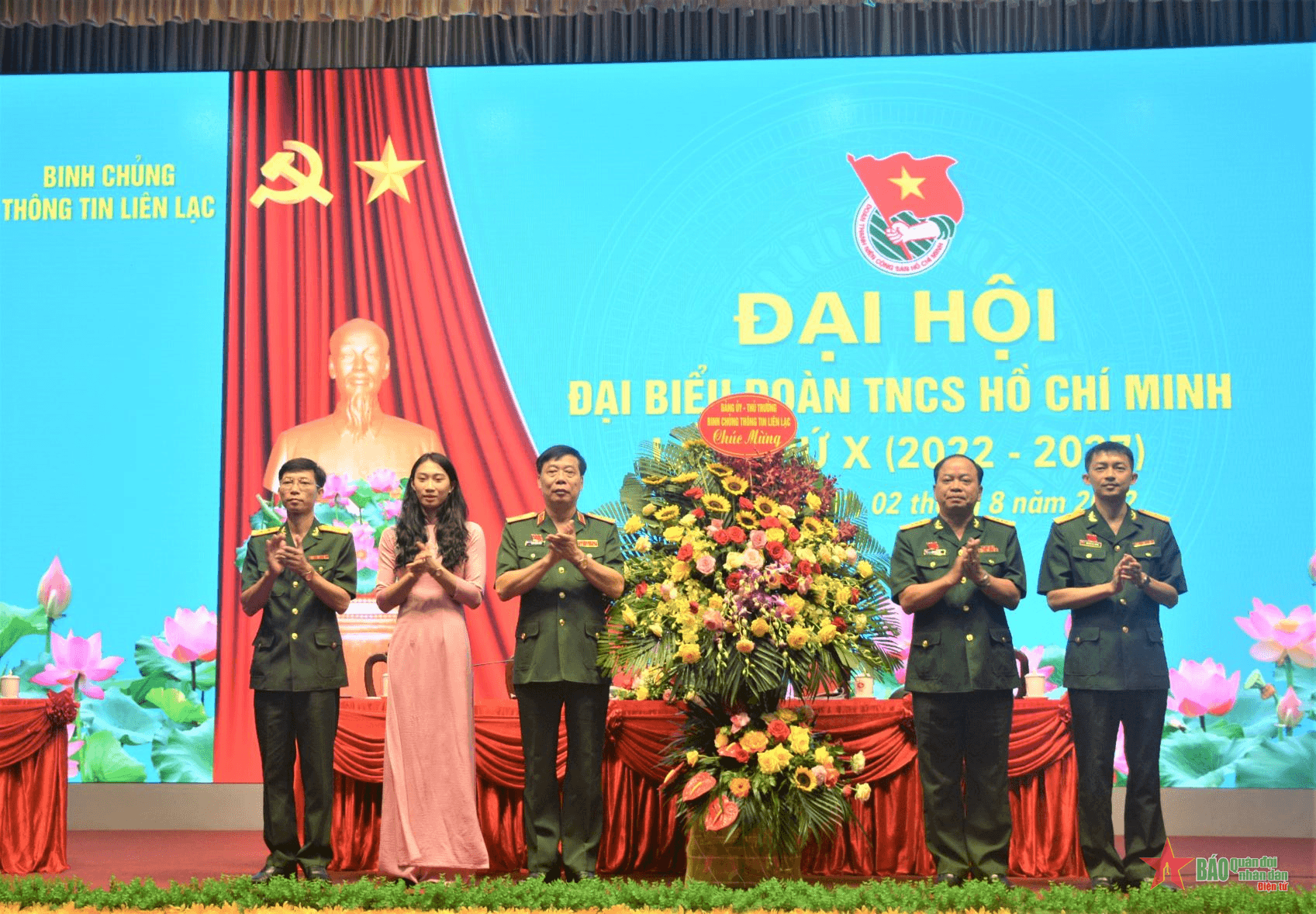 Tuổi trẻ Binh chủng Thông tin liên lạc xung kích xây dựng đơn vị tiến lên hiện đại