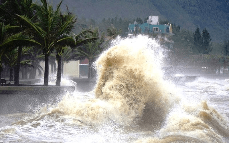 Sắp có áp thấp nhiệt đới trên Biển Đông, gây mưa dông mạnh