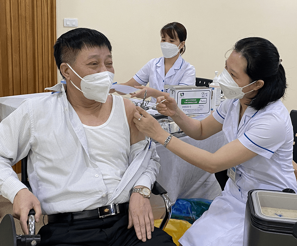 Việt Nam ghi nhận thêm 2.096 ca Covid-19