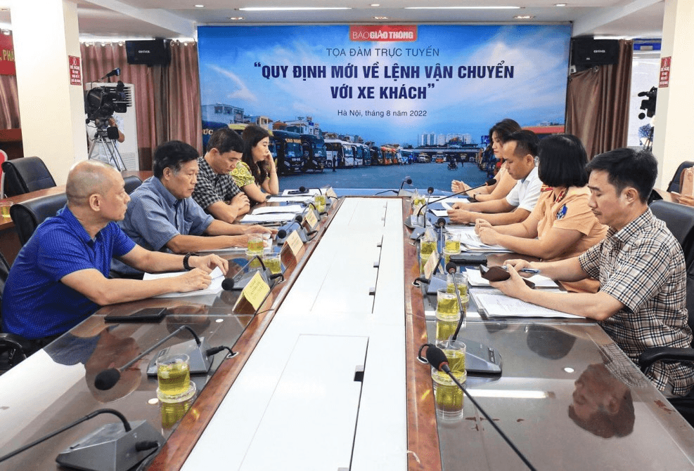Áp dụng lệnh vận chuyển điện tử góp phần hạn chế xe dù, bến cóc