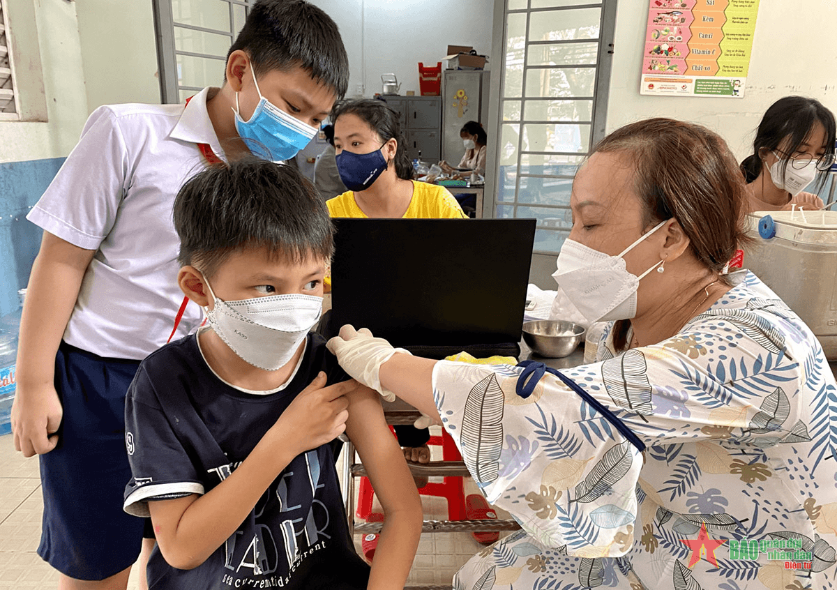 Bình Dương kêu gọi người dân tiêm đủ liều vắc xin phòng Covid-19