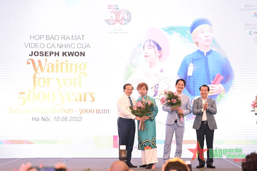 Hình ảnh Việt Nam đẹp xuất sắc trong 2 ca khúc quốc tế