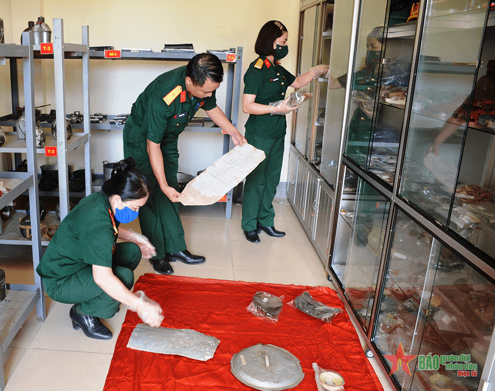 Di vật... kể chuyện