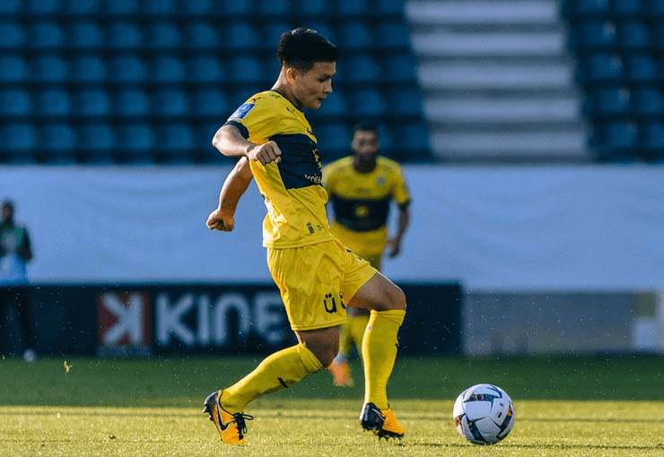 Quang Hải chơi tốt trong trận hòa thứ hai của Pau FC