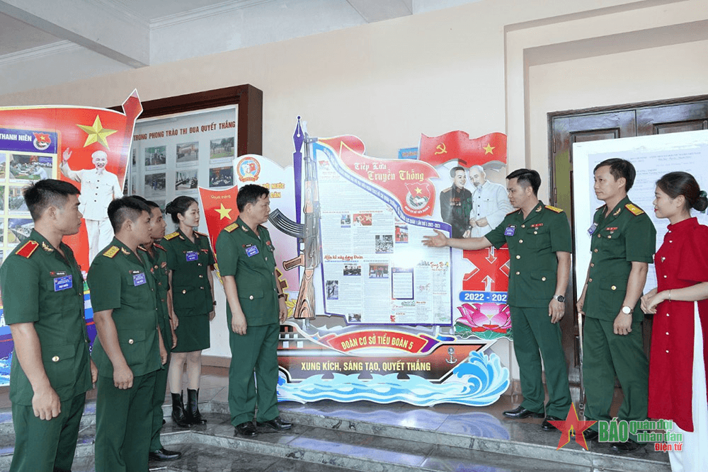 Khoe sắc, đua tài