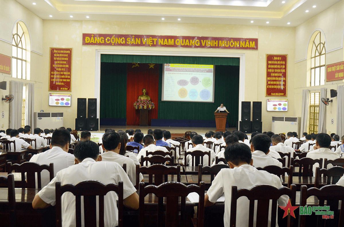 Lữ đoàn 125, Vùng 2 Hải quân nâng cao chất lượng phổ biến, tuyên truyền giáo dục pháp luật