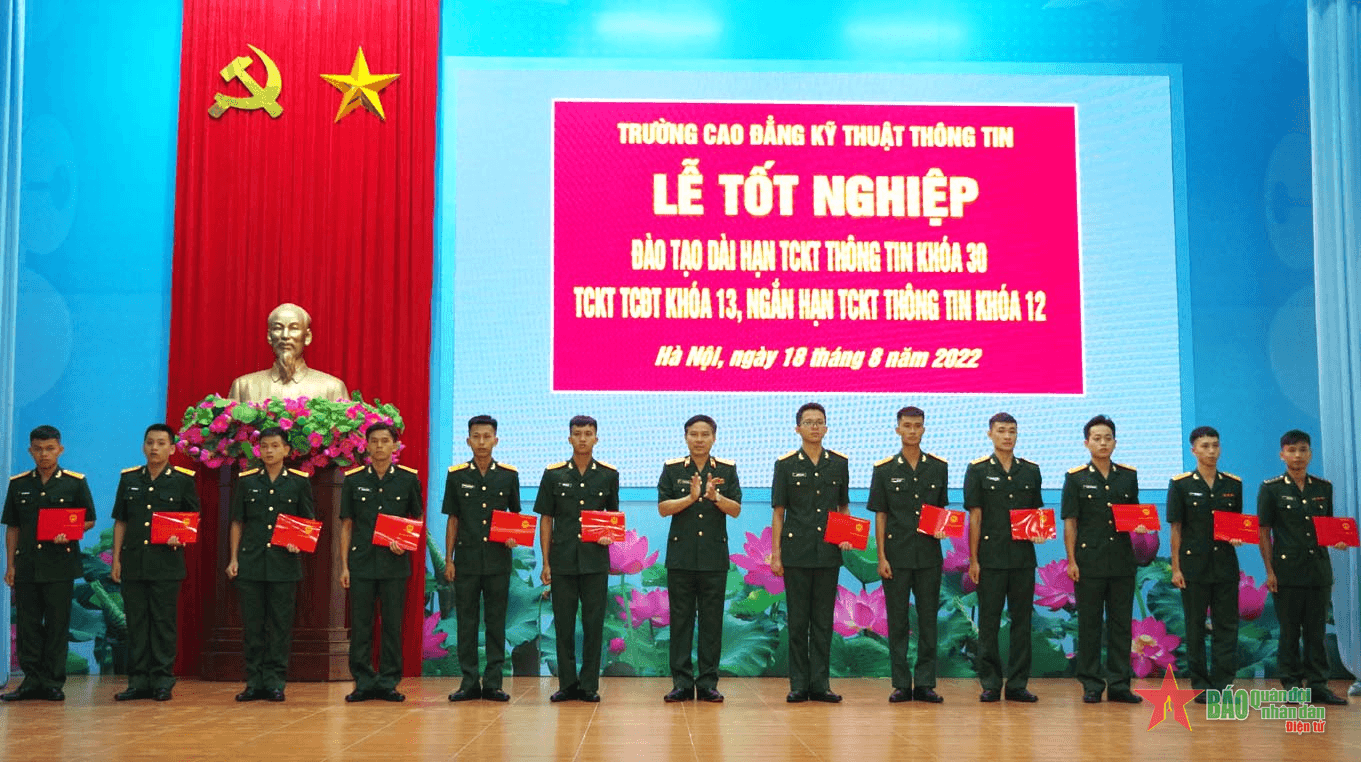 100% học viên đủ điều kiện tham gia thi và tốt nghiệp ra trường