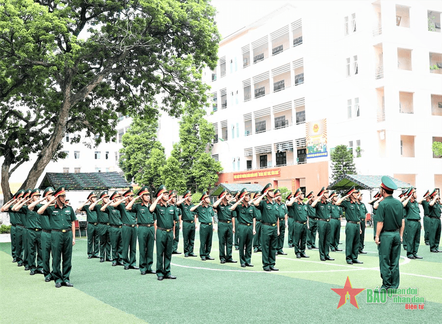 Cuộc "sát hạch" điều lệnh