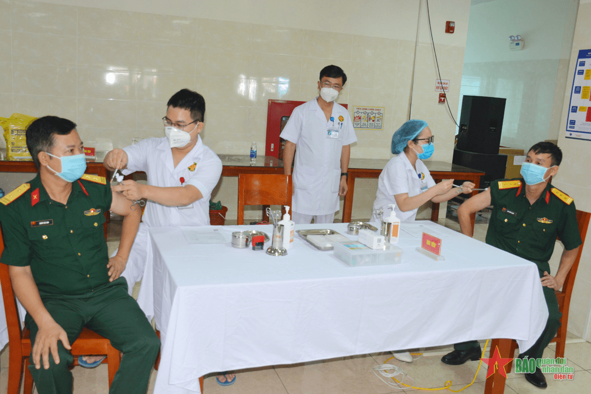 Toàn quân nêu cao ý thức phòng, chống dịch Covid-19