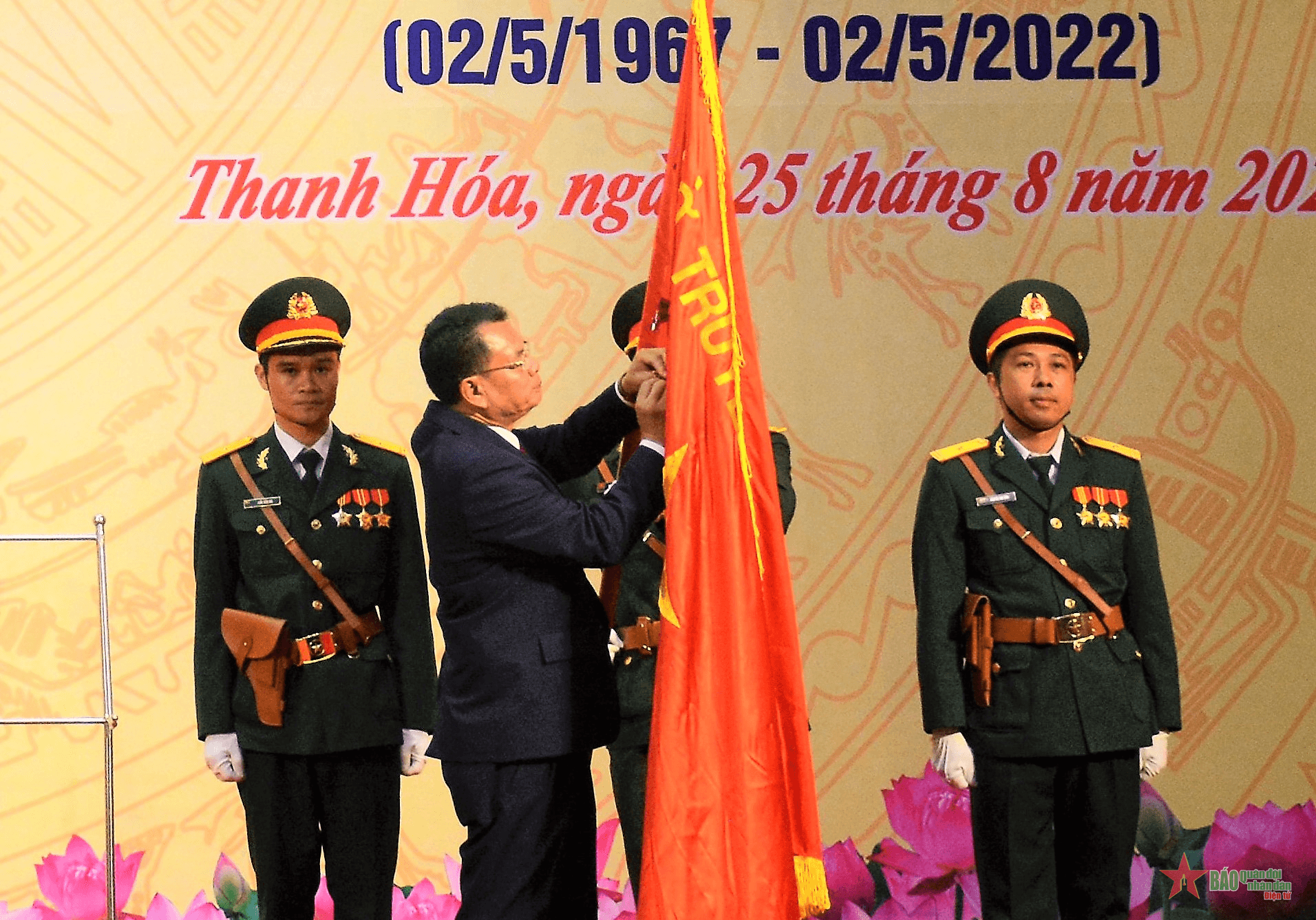 Phát triển mối quan hệ đoàn kết đặc biệt, hợp tác toàn diện Việt Nam - Lào