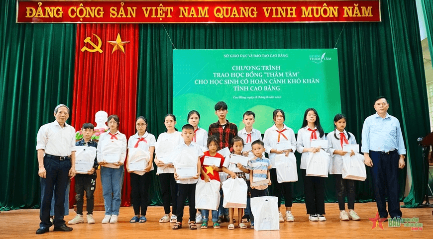 Trao ân tình về nơi tình nghĩa