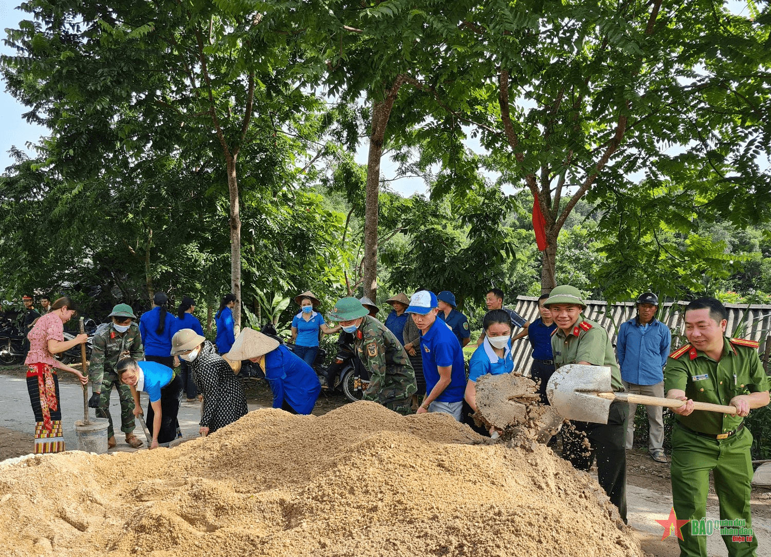 Xung kích, tình nguyện vì cộng đồng