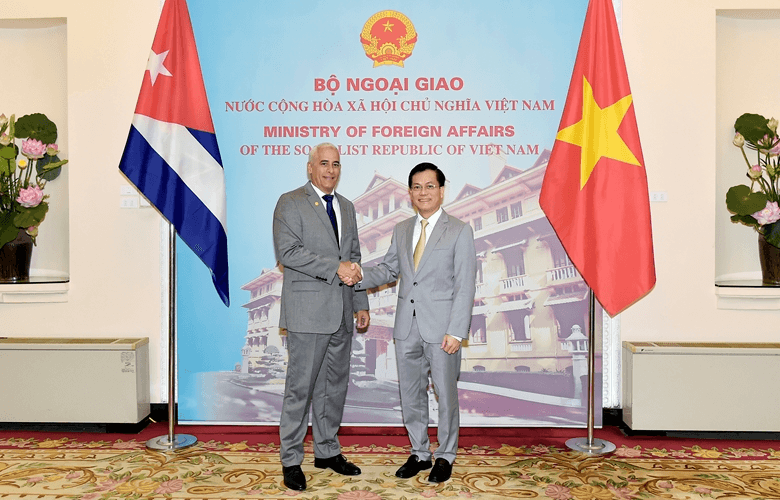 Phát triển toàn diện hơn nữa mối quan hệ đặc biệt Việt Nam - Cuba