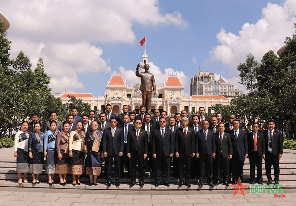 TP Hồ Chí Minh: Kỷ niệm 60 năm thiết lập quan hệ ngoại giao Việt Nam - Lào