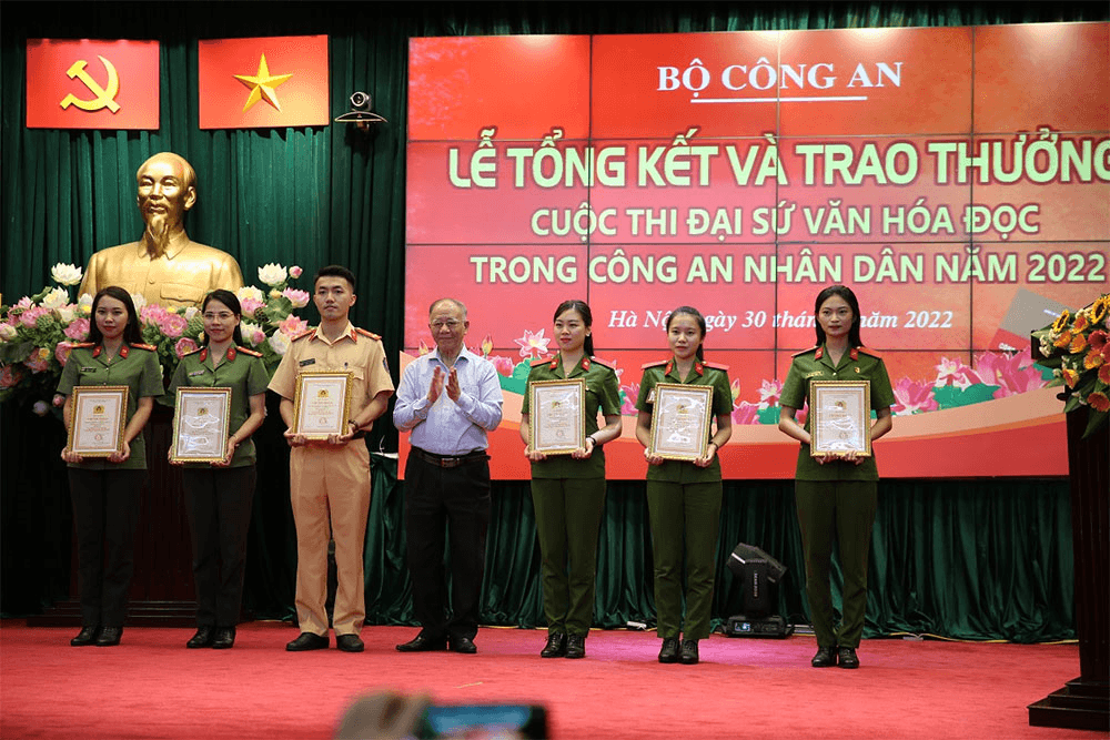 Trao giải thưởng Cuộc thi Đại sứ văn hóa đọc trong Công an nhân dân