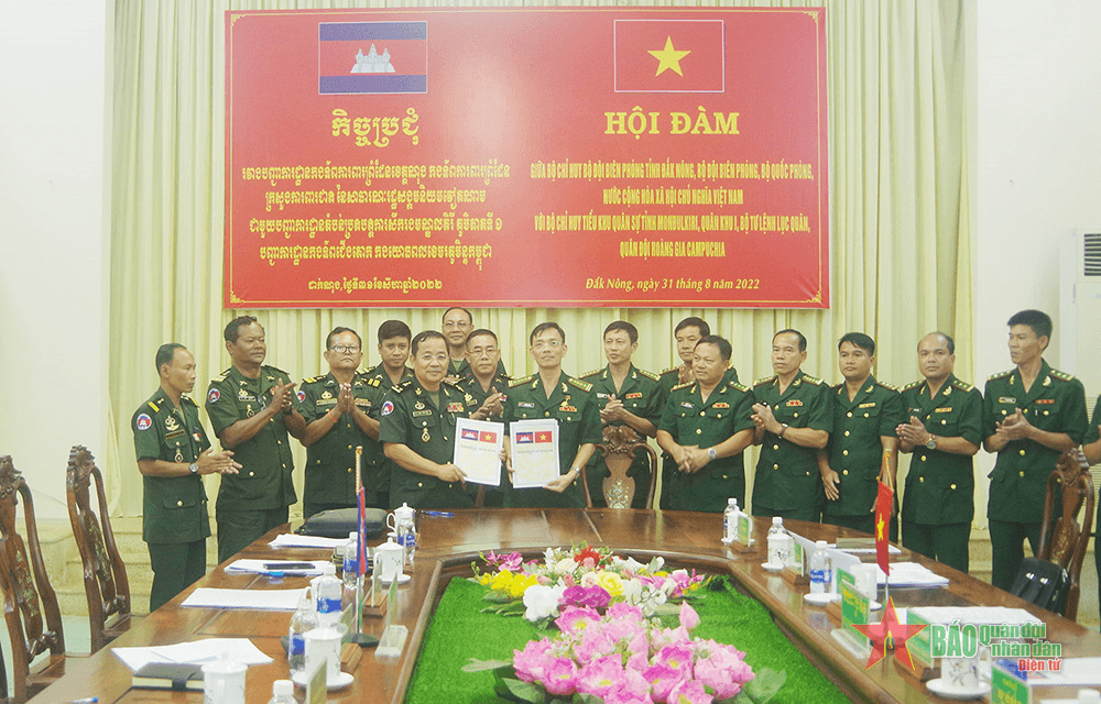 Tăng cường phối hợp bảo vệ biên giới Việt Nam - Campuchia