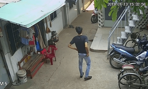 Từ “tín hiệu” trên ổ khóa...