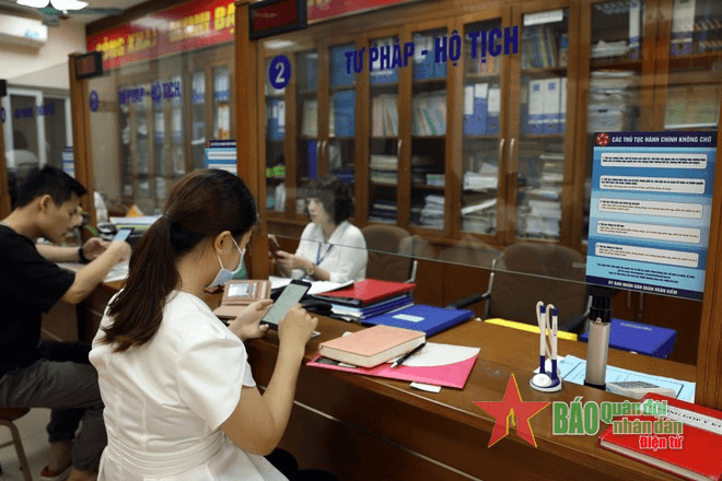 Hà Nội mở kênh Zalo tiếp nhận phản ánh về chất lượng hành chính công