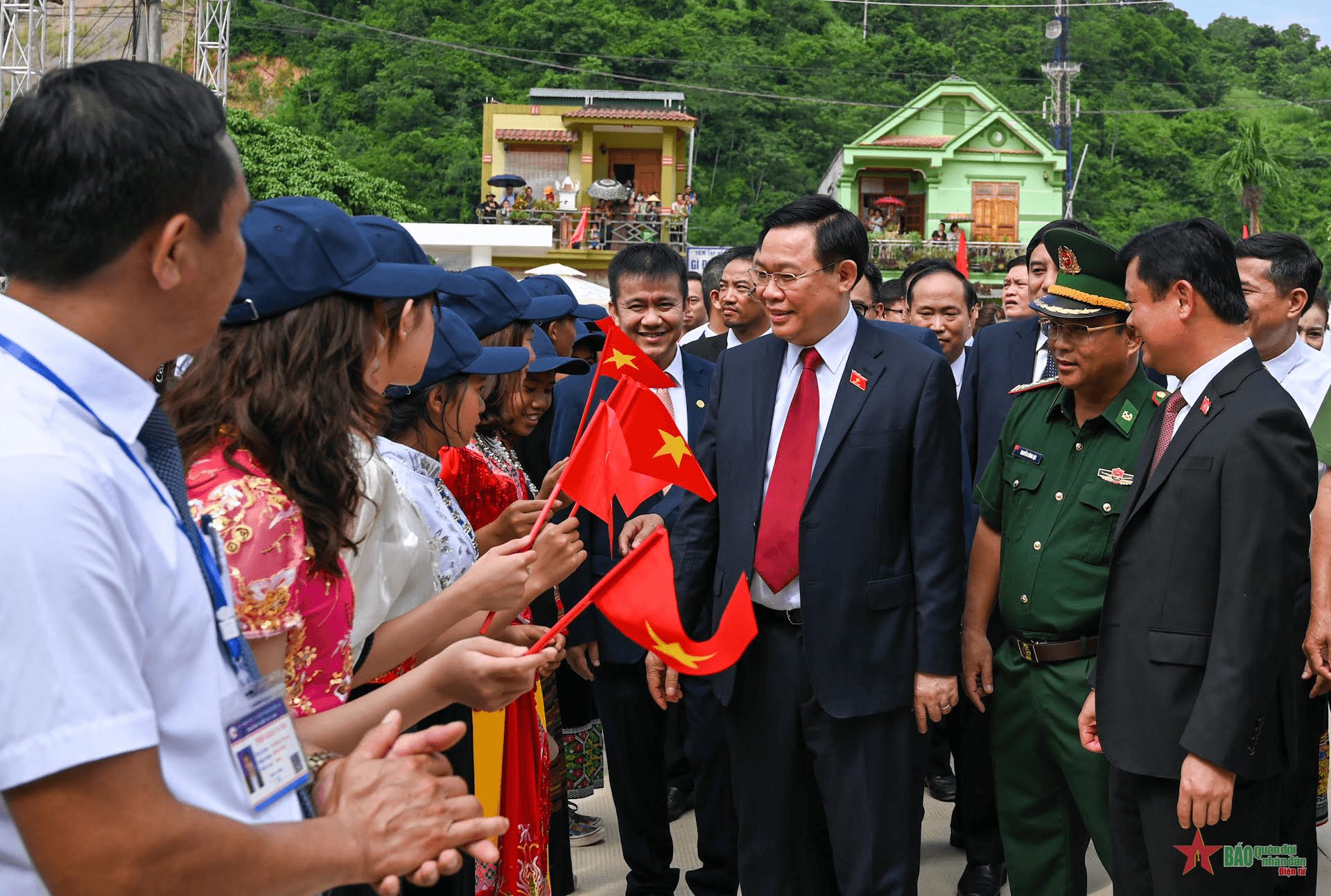 Chủ tịch Quốc hội Vương Đình Huệ: Bảo đảm công bằng trong giáo dục để không ai bị bỏ lại phía sau