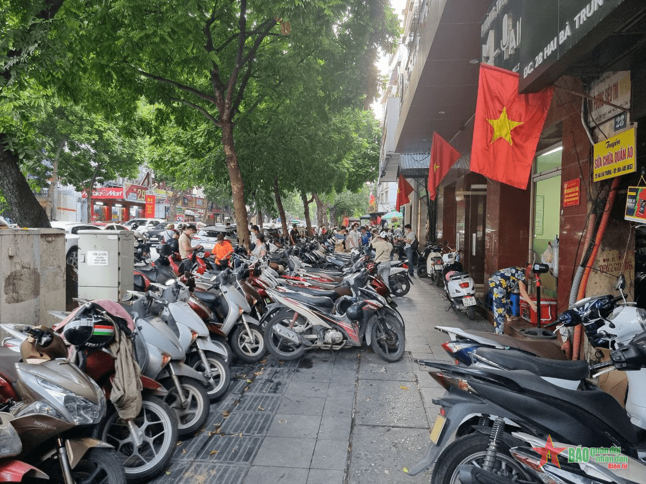 Hà Nội quyết tâm xử lý tình trạng trông xe trái phép trong phố cổ