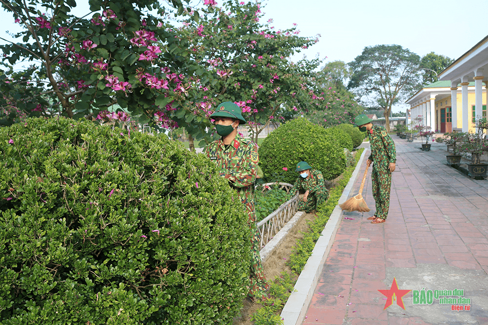 Doanh trại khang trang, cốt cách, tâm hồn đẹp
