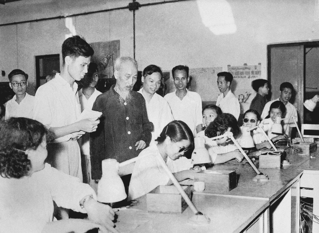 Ngày 17-9-1945: Bác Hồ căn dặn: Không sợ có khuyết điểm, chỉ sợ không có quyết tâm sửa đổi