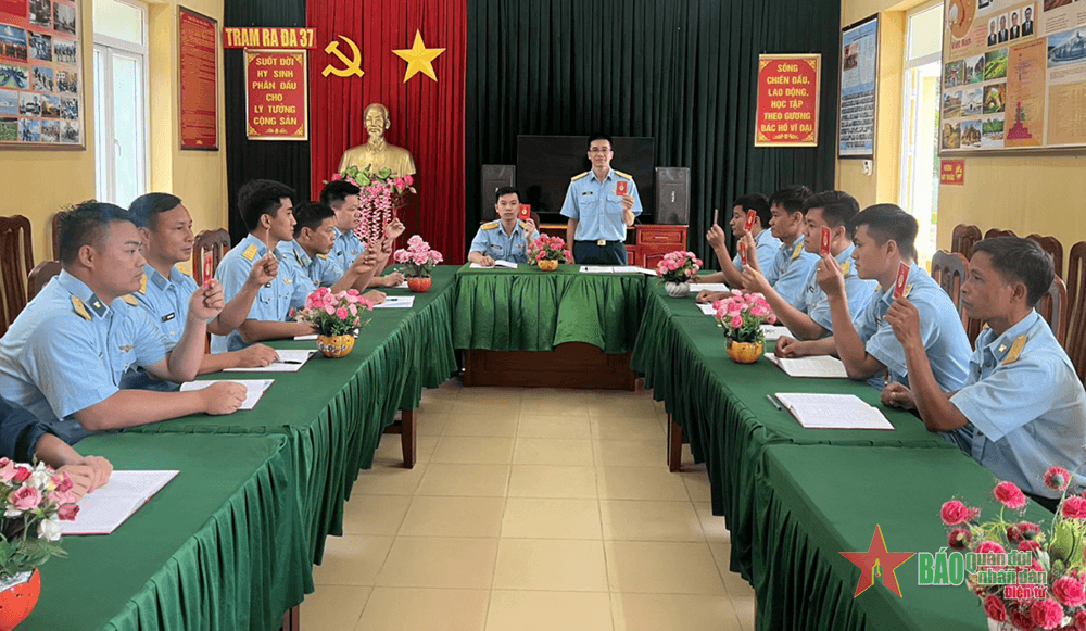 Yếu tố quan trọng xây dựng đơn vị "mẫu mực, tiêu biểu"