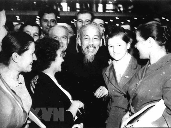 Chủ tịch Hồ Chí Minh - Người có tầm nhìn vĩ đại