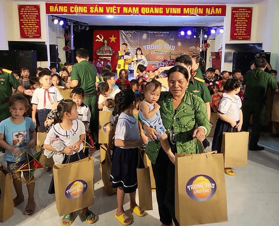 “Trung thu cho em” tại xã đảo Thổ Châu