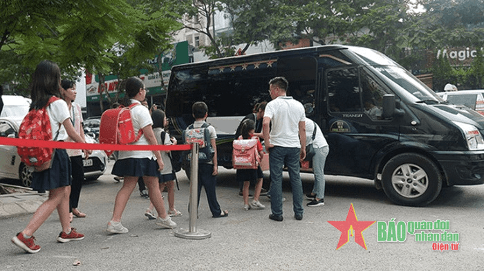 Hà Nội tổng kiểm tra toàn bộ xe hợp đồng đưa đón học sinh trên địa bàn