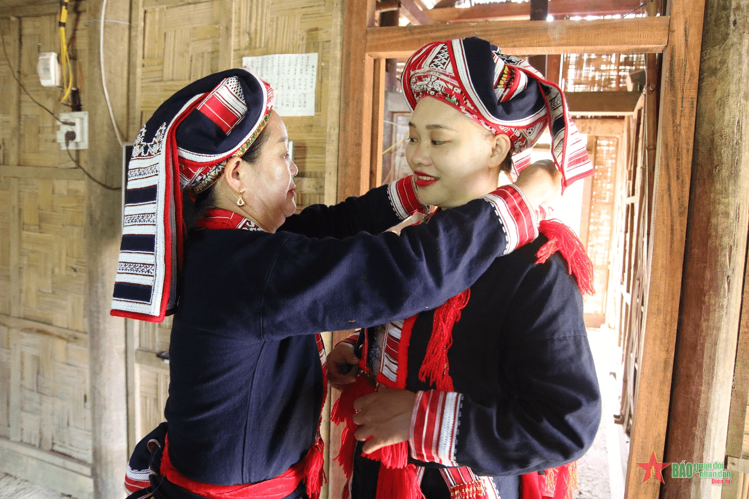 Lễ cưới truyền thống của người Dao đỏ