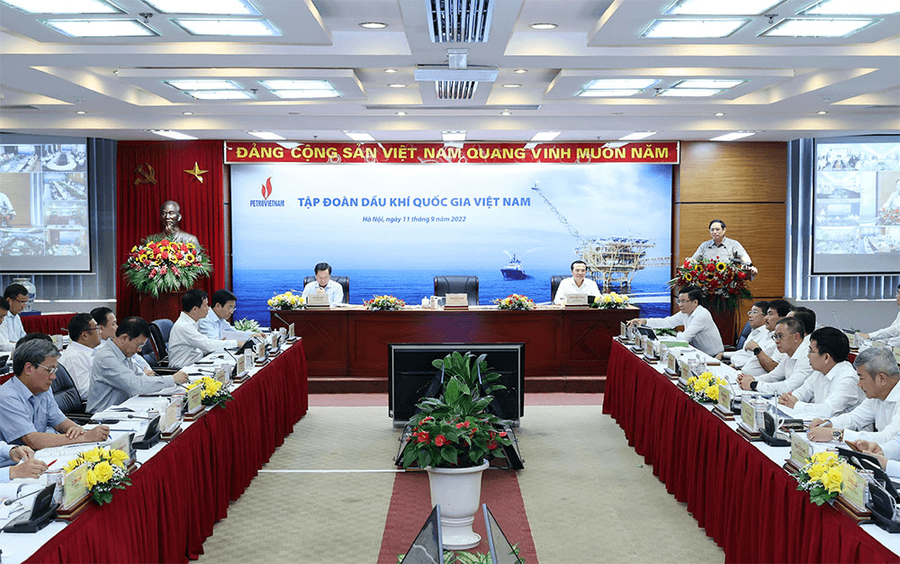 Thủ tướng Phạm Minh Chính làm việc với Tập đoàn Dầu khí Quốc gia Việt Nam