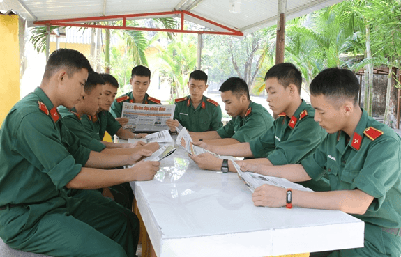 Thông tin đa chiều, thuyết phục