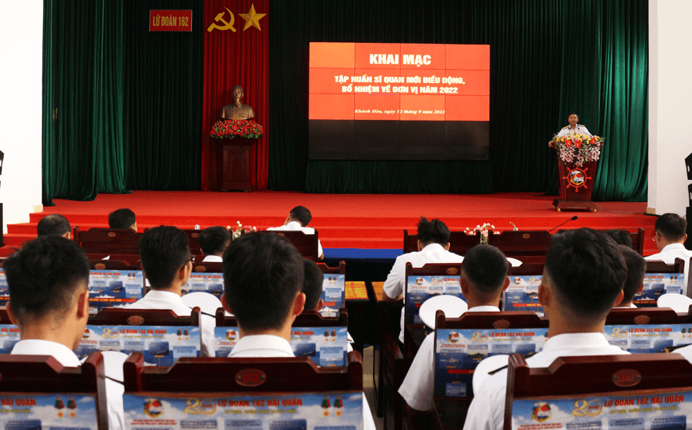 Lữ đoàn 162 khai mạc lớp tập huấn sĩ quan
