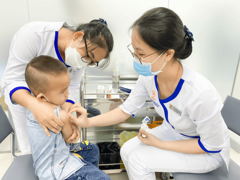 Vì sao thiếu vắc xin sởi, bạch hầu, ho gà và uốn ván?