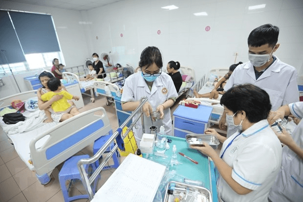 Hà Nội dịch sốt xuất huyết tăng mạnh