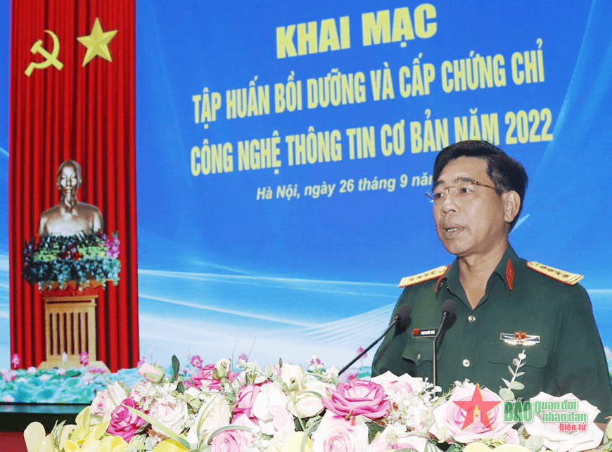 Trường Sĩ quan Lục quân 1: Khai mạc tập huấn bồi dưỡng và cấp chứng chỉ công nghệ thông tin
