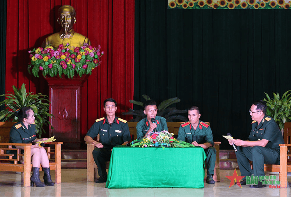 Tiểu đội trưởng và kỹ năng quản lý tư tưởng
