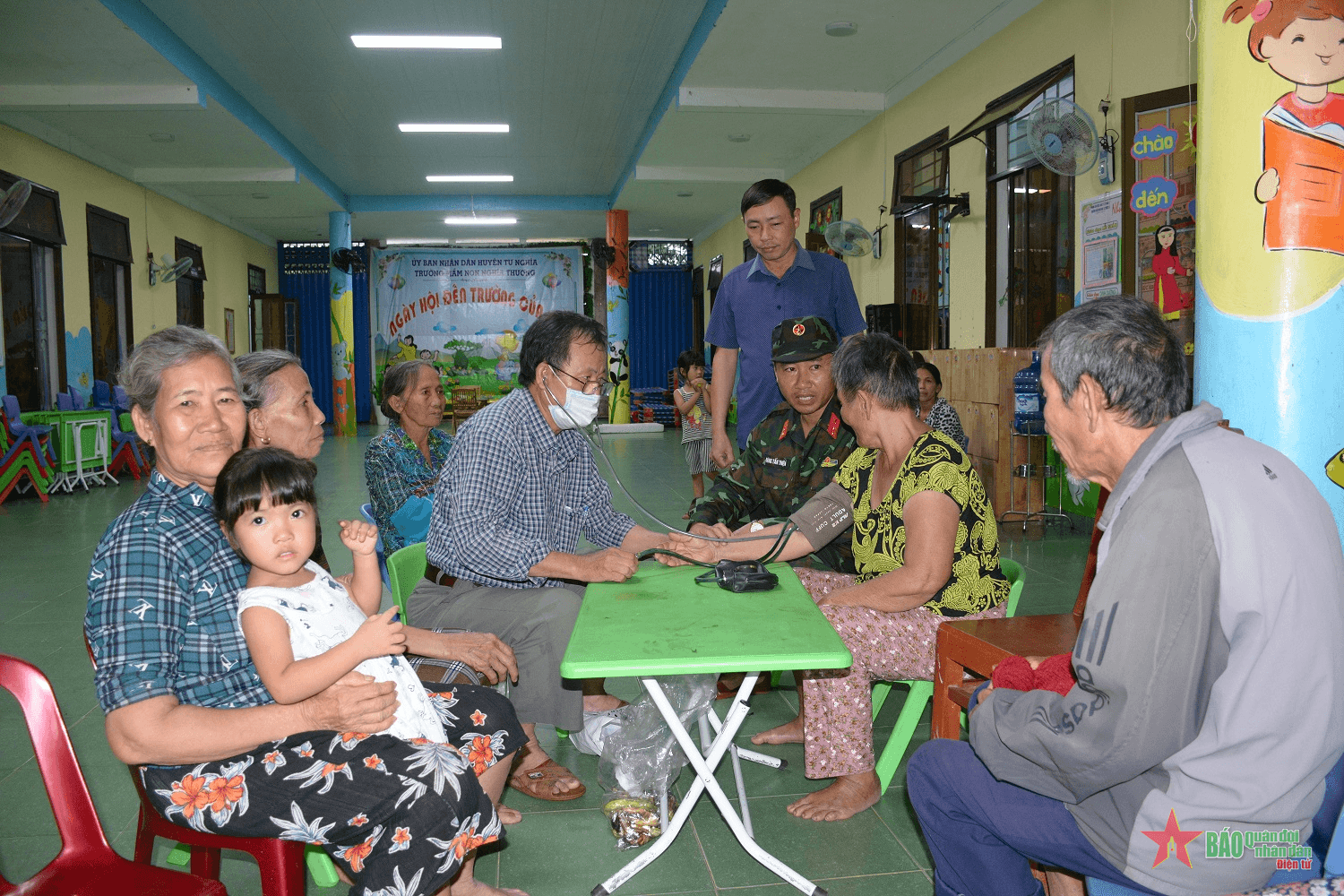 “Ngôi nhà chung” của bà con vùng bão