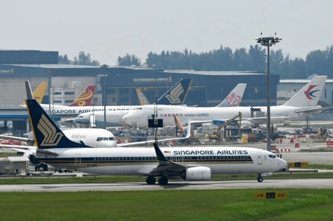 Singapore điều máy bay chiến đấu hộ tống máy bay chở khách