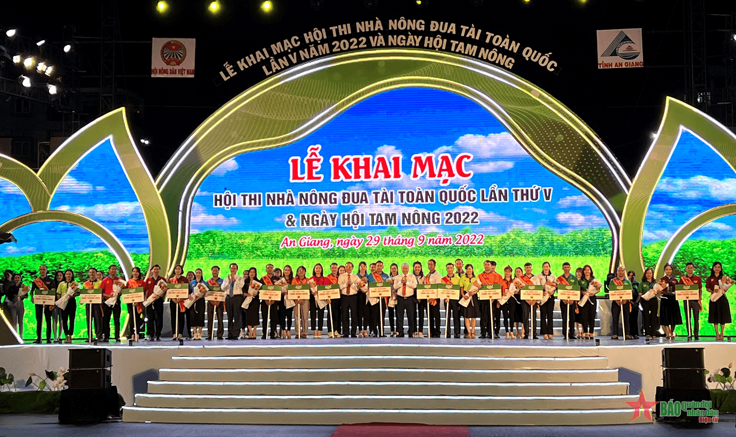 Khai mạc Hội thi Nhà nông đua tài toàn quốc lần thứ V và Ngày hội Tam nông 2022